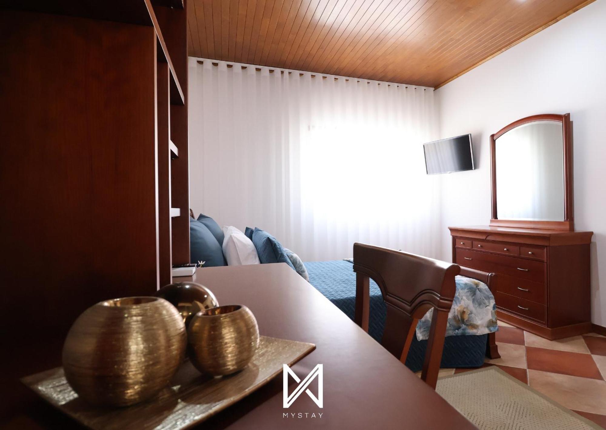 Mystay - Oliveira Douro House Peso da Régua Quarto foto